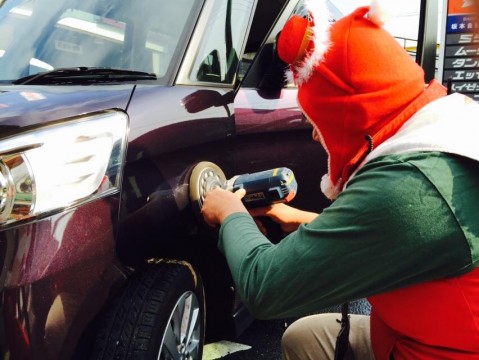 車のキズに高額払ってませんか？