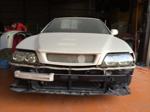 チェイサー（CHASER）バンパー塗装中
