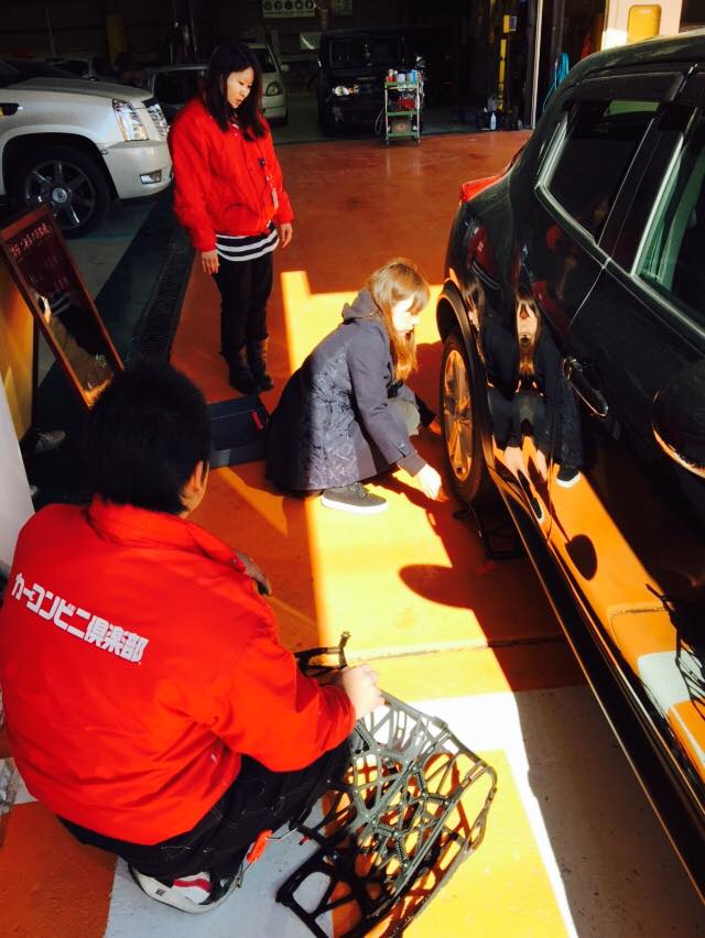 非金属製のチェーン取り付けプレゼンテーション