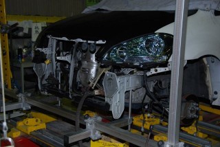 トヨタ　イプサム（TOYOTA)　イタリア　スパネーゼ　スパネージ(SPANESI)　フレームジグ修正機使用　鈑金塗装　自動車修理事例