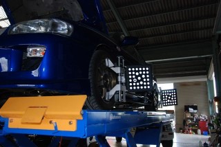 スバル　インプレッサー（SUBARU)　4輪アライメント（アムテックス）　自動車修理事例
