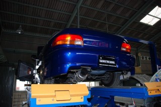 スバル　インプレッサー（SUBARU)　4輪アライメント（アムテックス）　自動車修理事例