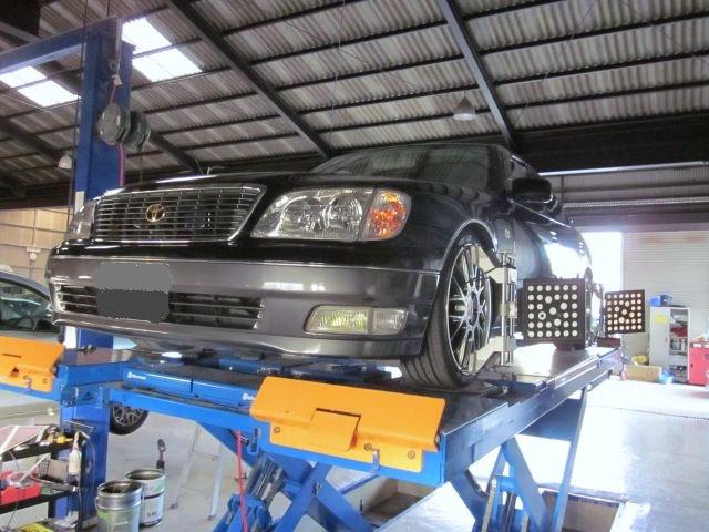 トヨタ　セルシオ（TOYOTA）　4輪アライメント調整　アムテックス社製4輪アライメントテスター使用　自動車修理事例