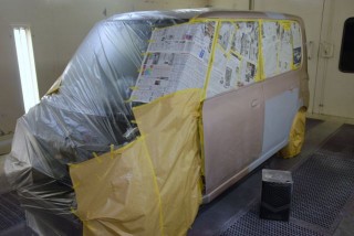 ダイハツ　タント（DAIHATSU）　フレーム修正　鈑金塗装　イタリア製スパネーゼ社製フレームジグ修正機を使用（SPANESI）　自動車修理事例