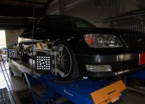 トヨタ　セルシオ（TOYOTA）　20後期　4輪アライメント調整　アムテックス社製4輪アライメントテスター使用　