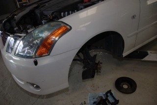 トヨタ　マークⅡブリット　(TOYOTA　MARK Ⅱ BLIT)　ブレーキオーバーホール　ブレーキローター研磨　自動車修理事例