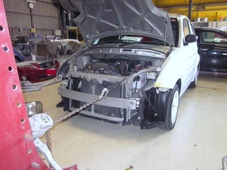 トヨタ　ウィルVI(TOYOTA　WILL　VI)　鈑金塗装事例