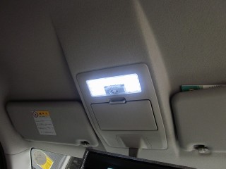 スズキ ワゴンR スティングレー(SUZUKI　WAGONR STINGRAY)　ルーム球　LED取付