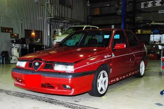 アルファロメオ(ALFA　ROMEO)全塗装　自動車修理事例