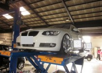 BMW3シリーズ(３３５i)4輪アライメント調整　アムテックス社製使用　自動車修理事例