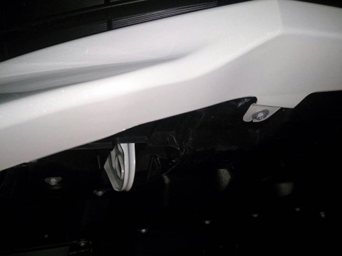 トヨタ　ヴォクシー鈑金