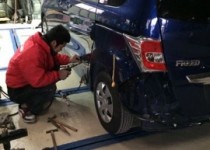 HONDAホンダ　フリードFREED　鈑金修理