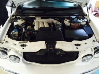 Jaguar X-Type(ジャガー エックスタイプ)のブレーキ修理のご依頼ありがとうございます! 故障診断機には出ないということは、アナログな箇所! 故障箇所を素早く見つけ対応! 部品注文のため、お預かり致しております。 ジャガー修理も坂本自動車にお任せください!ご指名くださりありがとうございます!