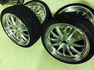 20インチタイヤ交換完了！！