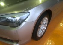 BMW750 バンパー＆フェンダー修理