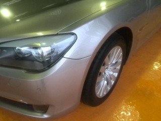 BMW750 バンパー＆フェンダー修理