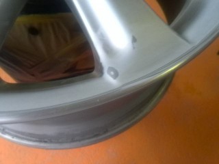 トヨタ　クラウンアスリート (TOYOTA CrownAthlete) ホイール塗装①