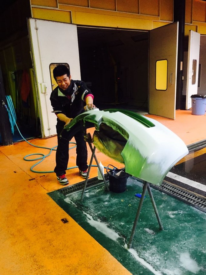 NISSAN MARCH（ニッサン マーチ）塗装前の下準備