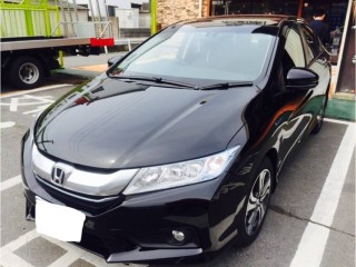 HONDA　GRACE（ホンダグレイス）リヤバンパー修理