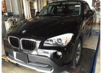 BMW X1 フロントバンパー塗装