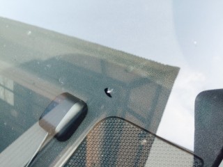 NISSAN SERENA(ニッサンセレナ)フロントガラス修理